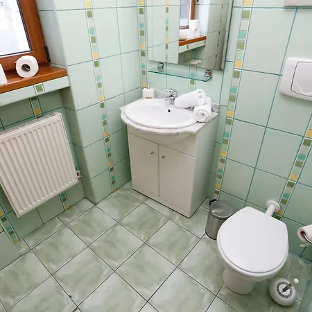 3Bdr Near Old Town -Chill & Relax - Cozy & Roomy-3